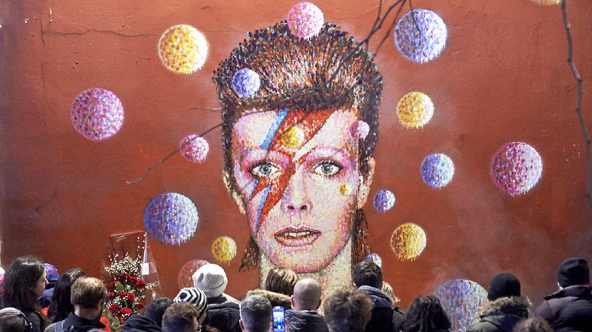 David Bowie: Αφήνει στους κληρονόμους του 181 εκατ. ευρώ!