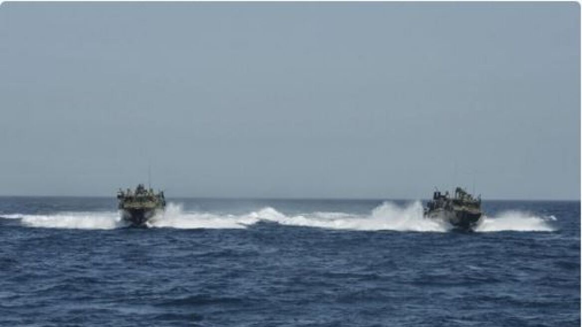Το Ιράν κατέλαβε δύο αμερικανικά σκάφη και κρατά 10 ναυτικούς