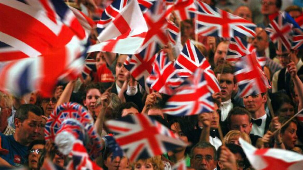 Απίστευτο και όμως αληθινό: Οι Άγγλοι σκέφτονται να αλλάξουν τον εθνικό τους ύμνο