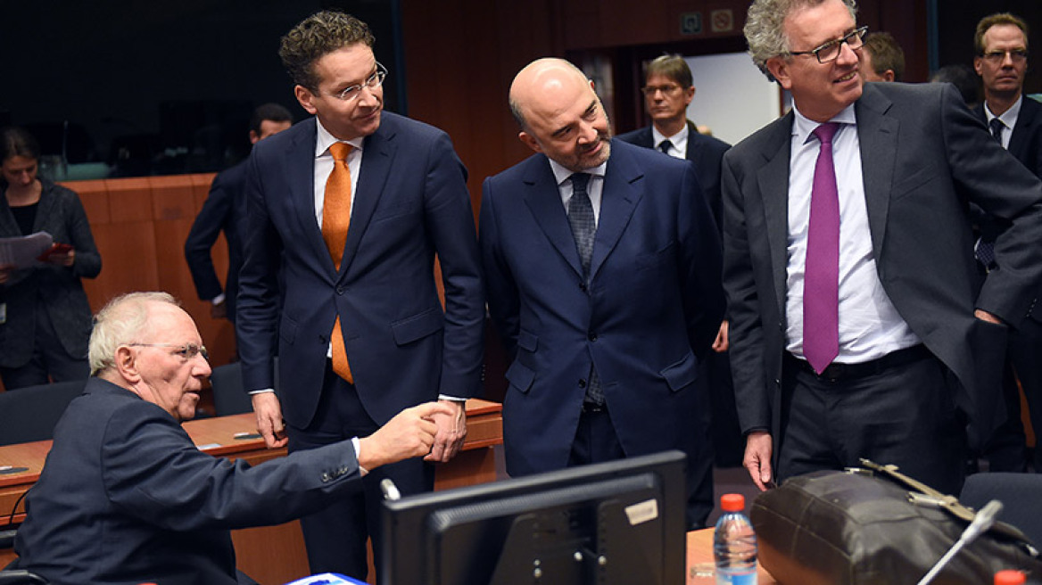 Περίεργη δήλωση Ρέγκλινγκ μετά το Eurogroup: Η ρευστότητα στην Ελλάδα μπορεί να στενέψει πάλι το Φεβρουάριο