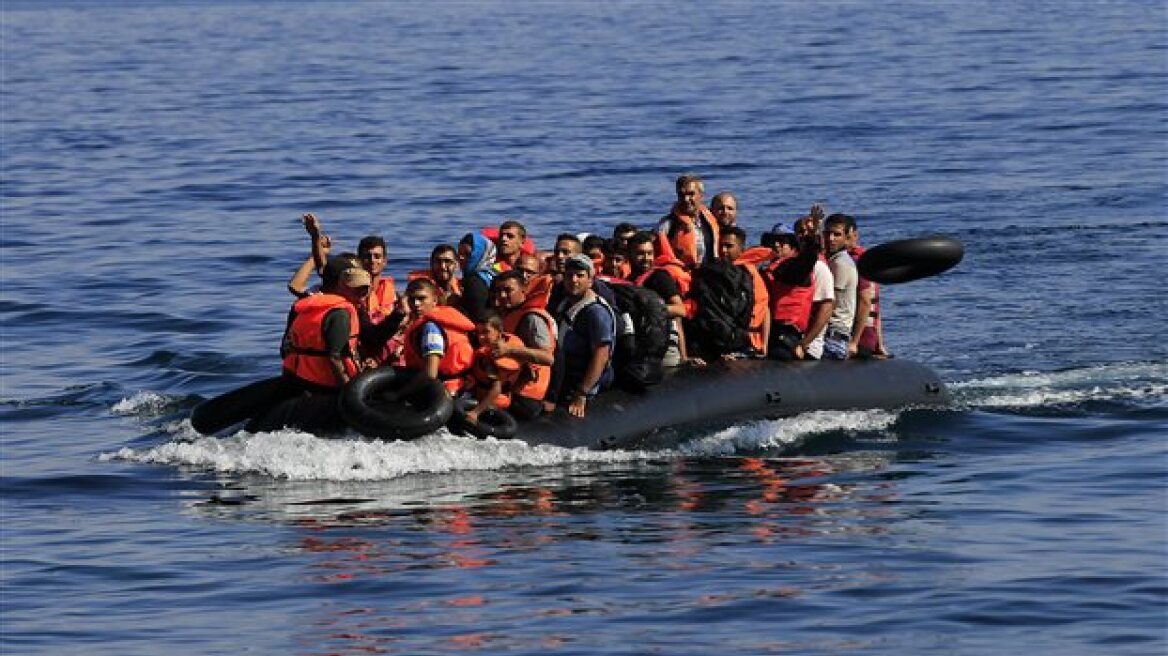 Δίκη ΜΚΟ στη Λέσβο: Κατηγορούνται ότι συνόδευαν παρανόμως μετανάστες από τα τουρκικά χωρικά ύδατα 