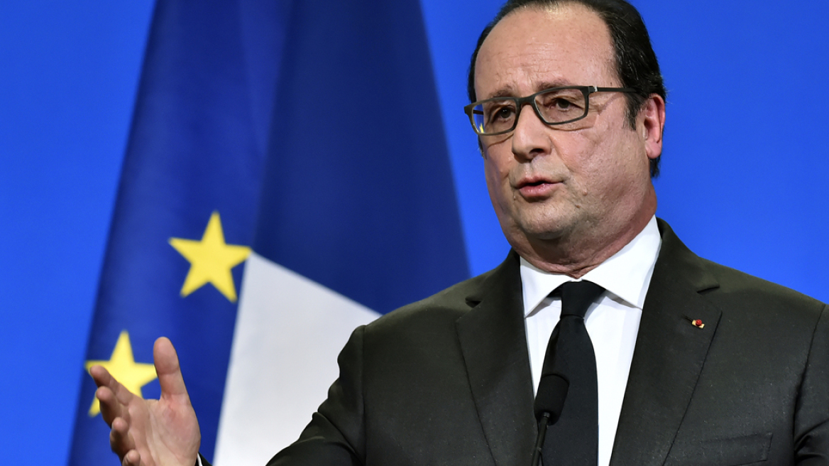 Ολάντ: «Κήρυξε» τη Γαλλία σε κατάσταση έκτακτης ανάγκης «οικονομικά και κοινωνικά»