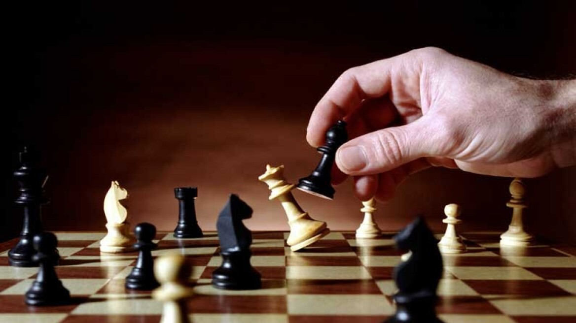 Σαουδική Αραβία: Ο ανώτατος μουφτής απαγορεύει το... σκάκι