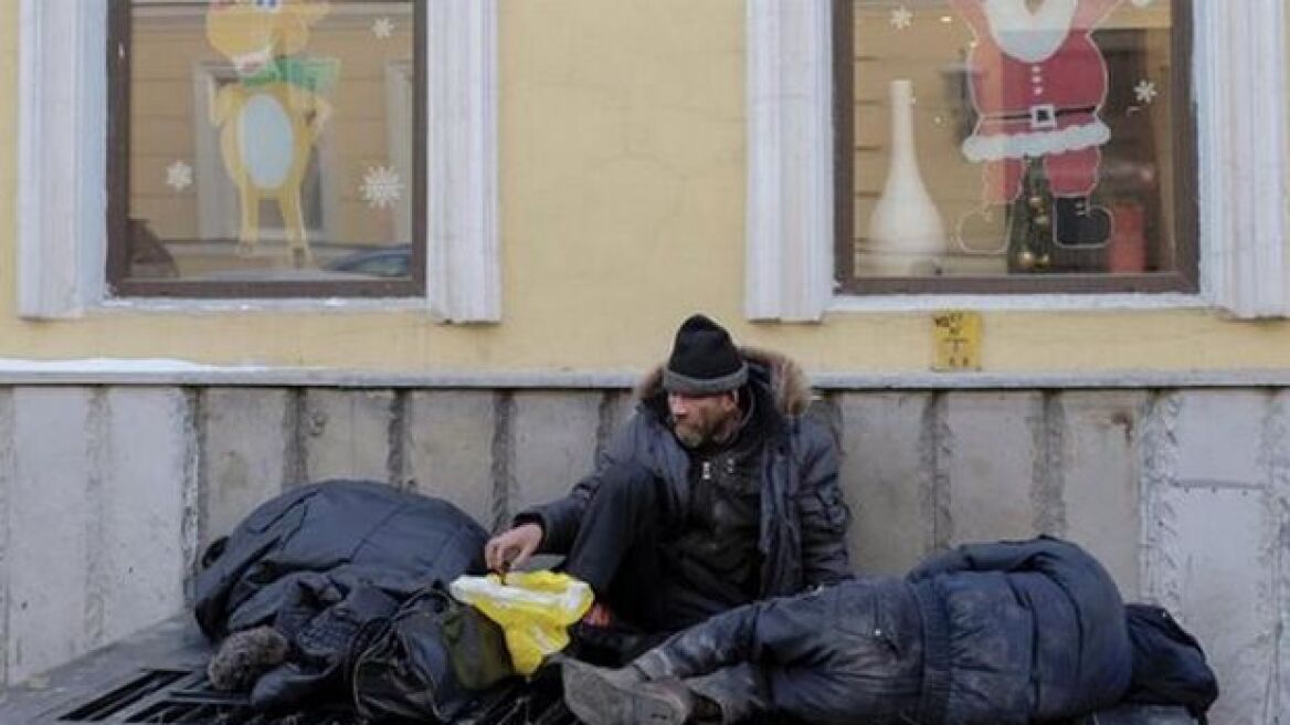 Σε ισχύ τα έκτακτα μέτρα του Δήμου Αθηναίων για την προστασία των αστέγων από το κρύο