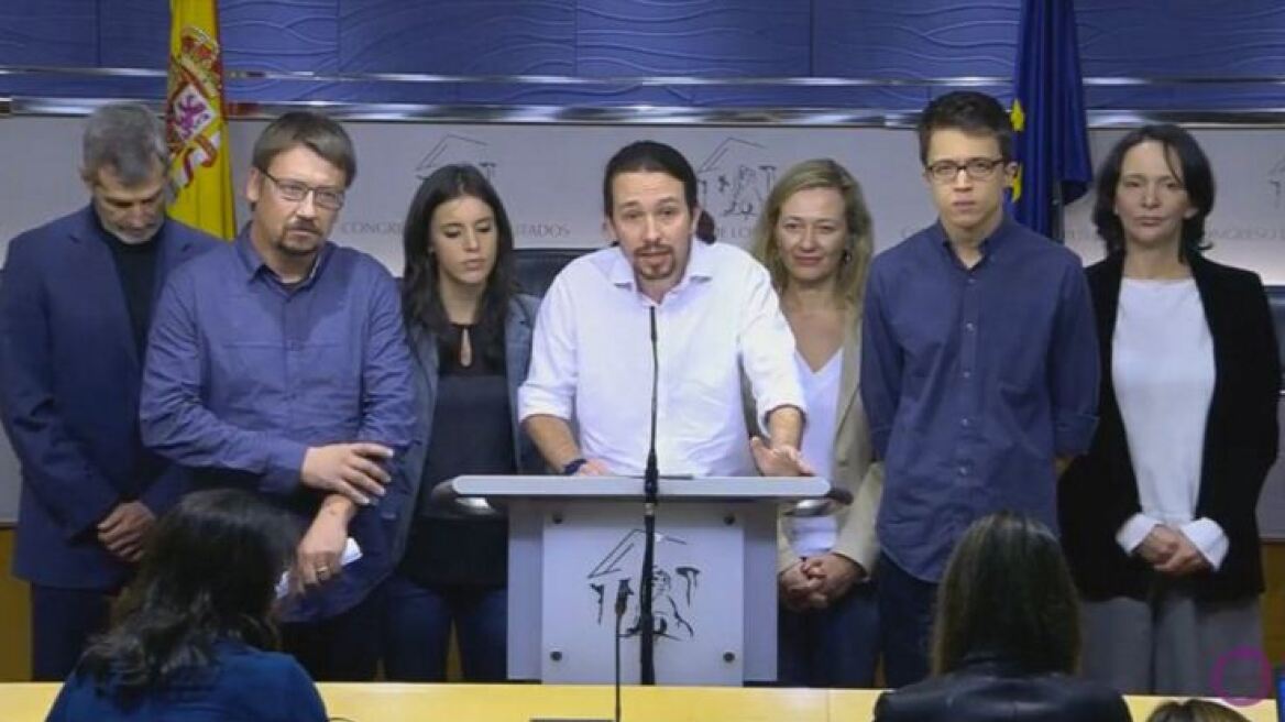 Ισπανία: Έτοιμοι να στηρίξουν κυβέρνηση υπό τους Σοσιαλιστές οι Podemos 