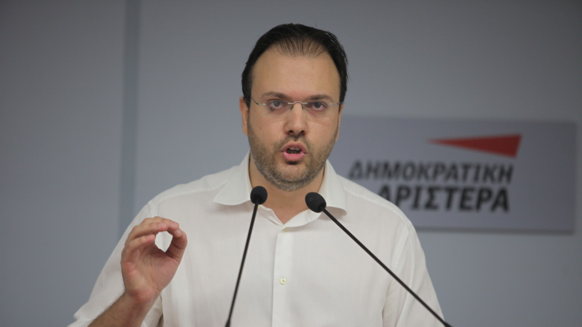 Θεοχαρόπουλος: Ο Τσίπρας κάνει το μαύρο-άσπρο