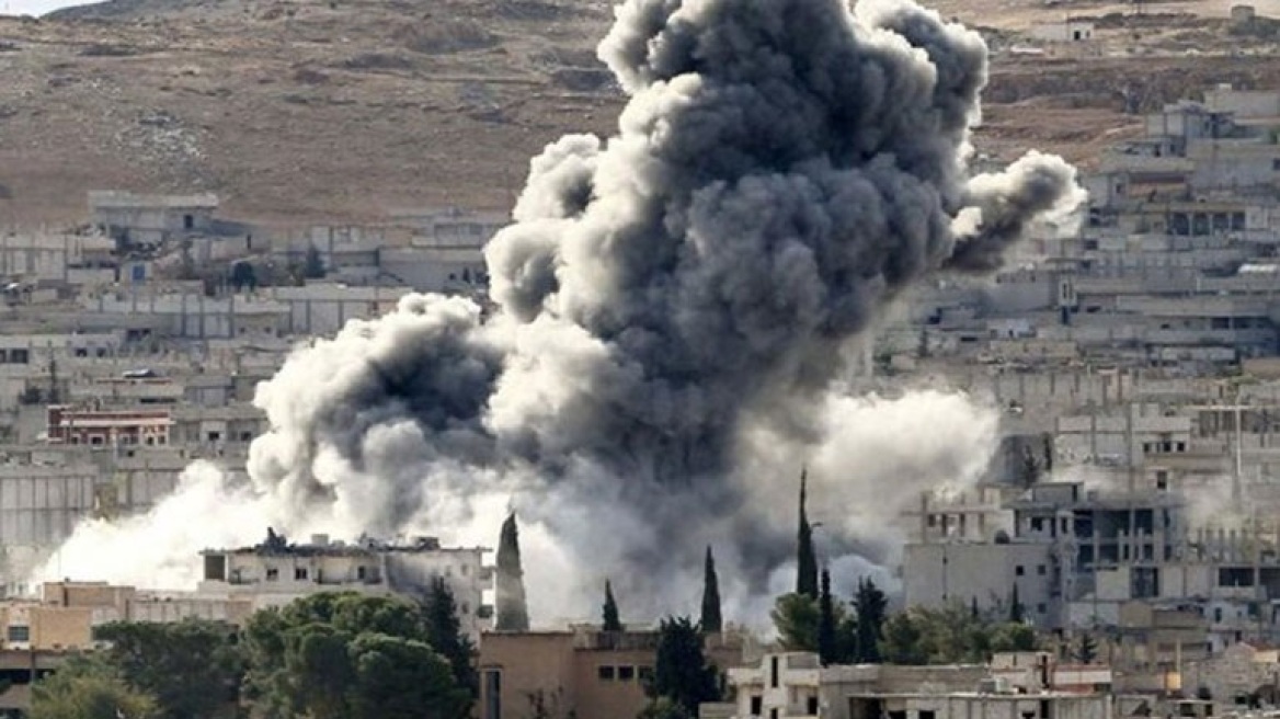 Τουλάχιστον 10 άμαχοι σκοτώθηκαν σε αεροπορικές επιδρομές στη Συρία 
