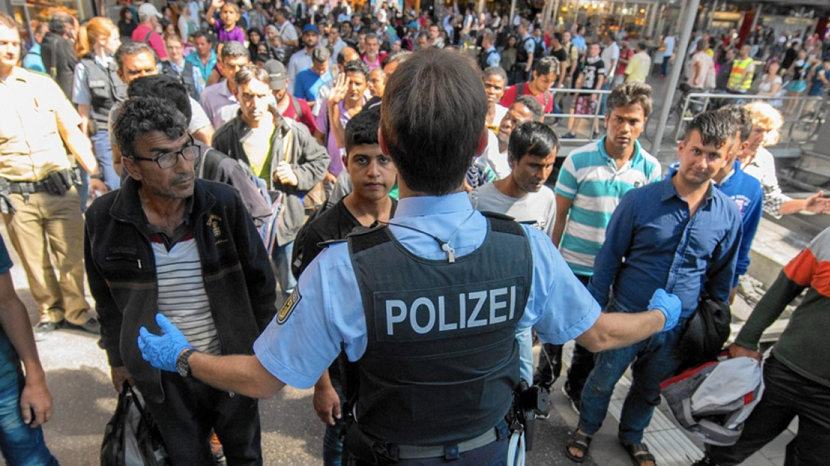 Spiegel: Η γερμανική υπηρεσία πληροφοριών χρησιμοποίησε πρόσφυγες ως πληροφοριοδότες