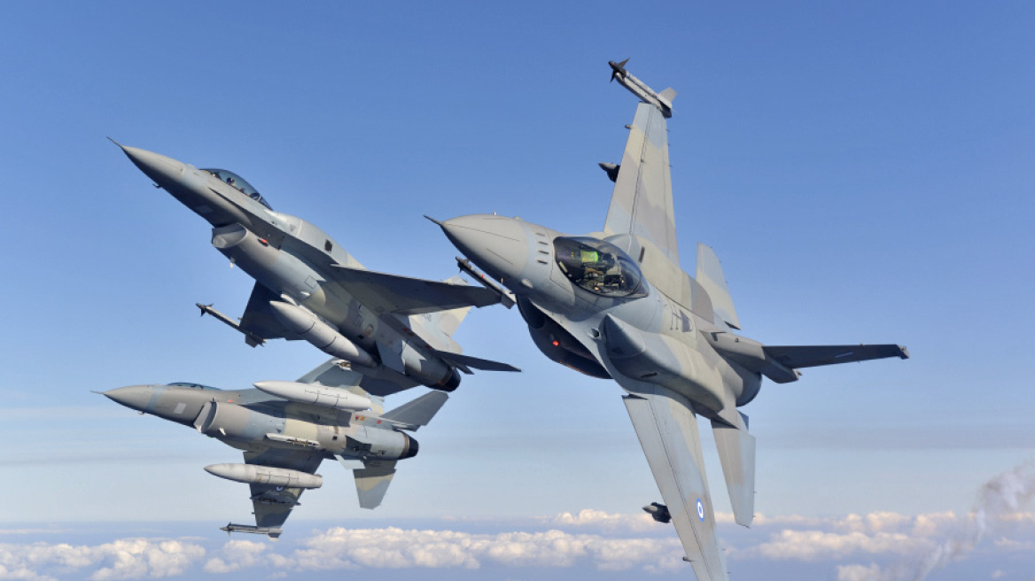 Εικονική αερομαχία ελληνικών - τουρκικών μαχητικών πάνω από το Αιγαίο