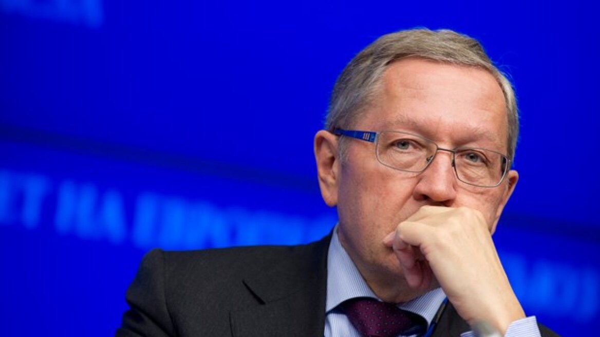 Ρέγκλινγκ: «Παραμένει η δέσμευση του Eurogroup για ελάφρυνση χρέους»