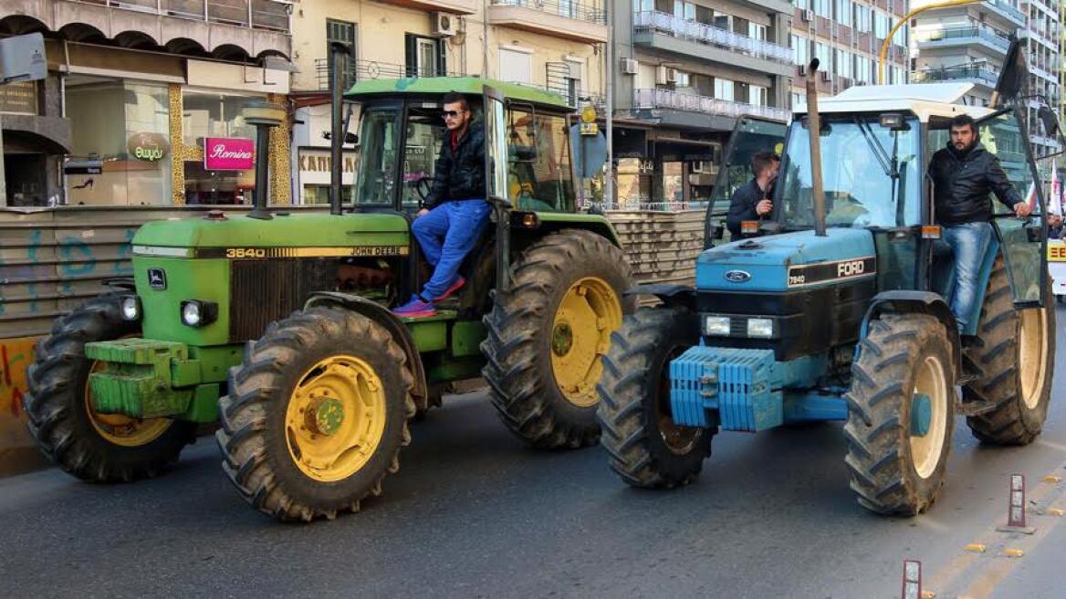 Govt panics as farmers escalate battles with tractors at every corner