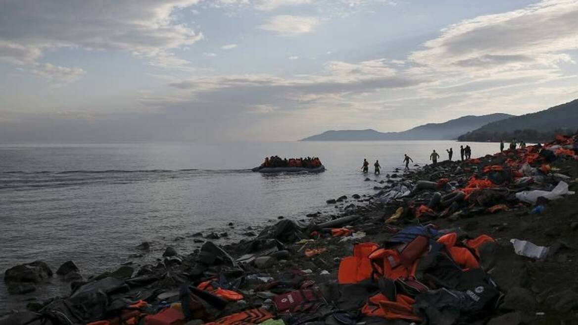 Νέο ναυάγιο στο Αιγαίο: Τουλάχιστον εννέα πρόσφυγες νεκροί 