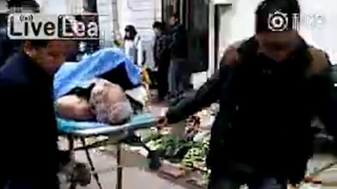 Κίνα: Ηλικιωμένος μεταφέρεται νεκρός στο νοσοκομείο, «κολλημένος» με ιερόδουλη!