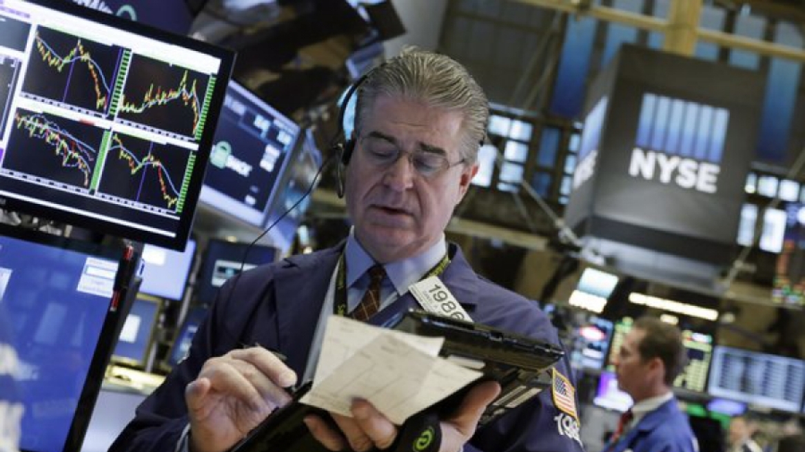 Wall Street: Κέρδη για Dow, S&P καθώς το πετρέλαιο ενισχύθηκε 8%