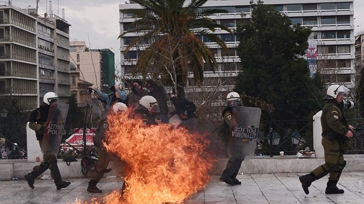 Διεθνή ΜΜΕ: Οι Έλληνες νιώθουν προδομένοι από τον Τσίπρα