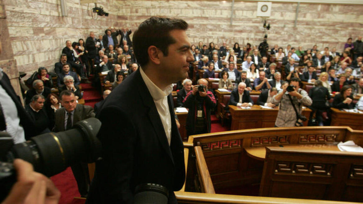 ΣΥΡΙΖΑ: Στη Βουλή έχουμε 17 μετακλητούς και η ΝΔ 53