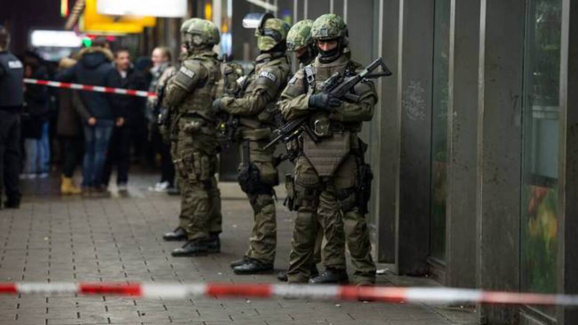 Γερμανία: Έφοδοι της αστυνομίας σε σπίτια υπόπτων για τρομοκρατία 