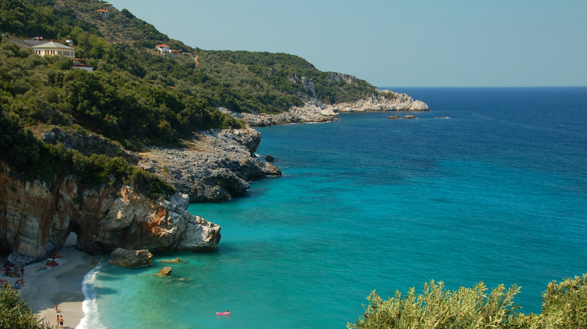 EasyJet to link Zakynthos island with Stansted airport