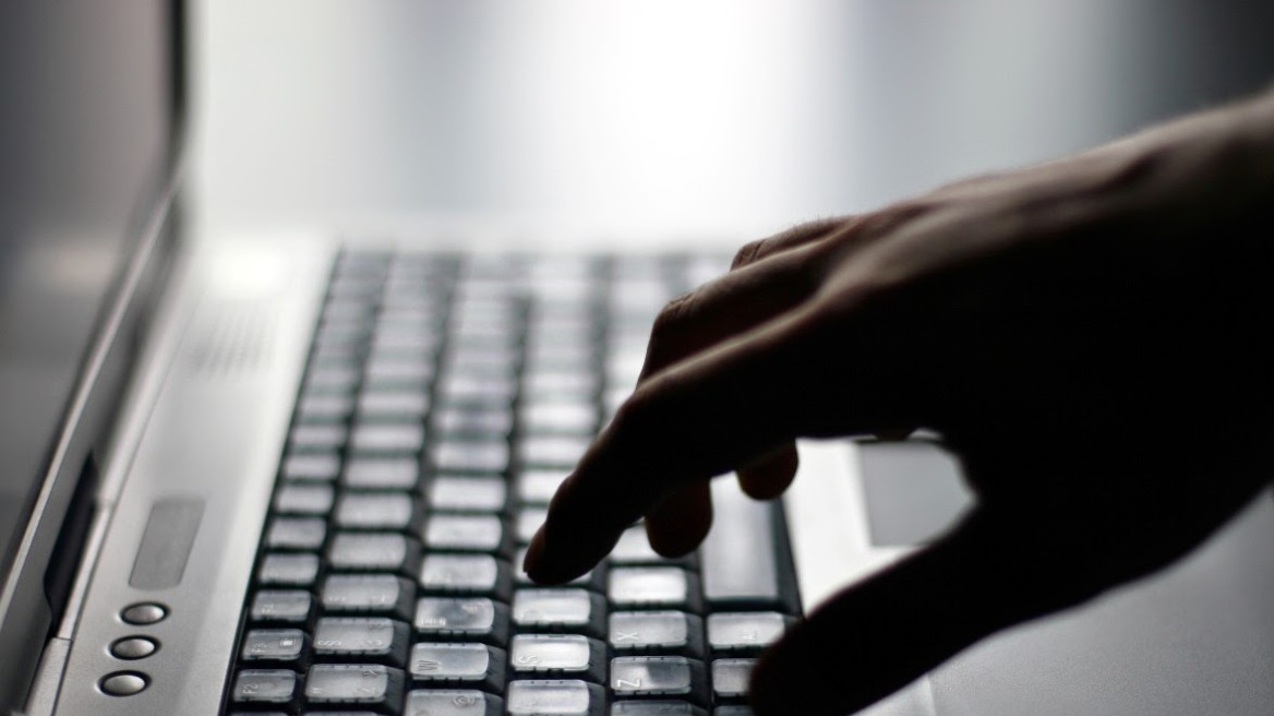 Πάτρα: Η δίωξη ηλεκτρονικού εγκλήματος απέτρεψε αυτοκτονία 15χρονης 