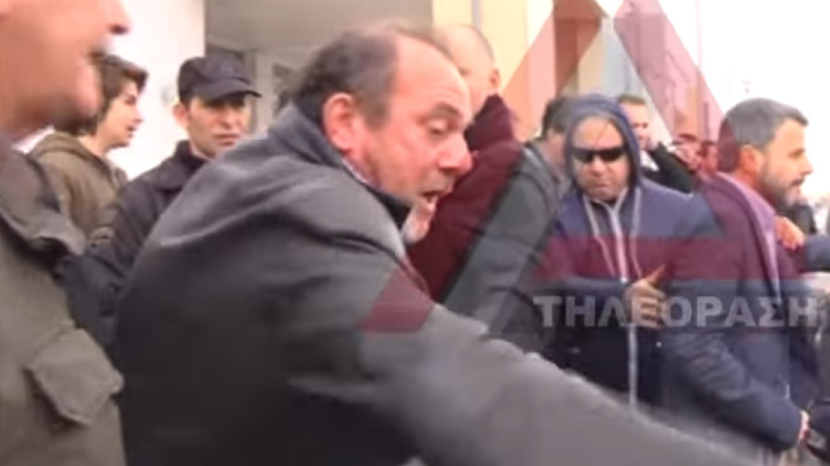 «Personae non gratae» οι βουλευτές του ΣΥΡΙΖΑ στην επαρχία: Άγριες αποδοκιμασίες στην Αλεξανδρούπολη