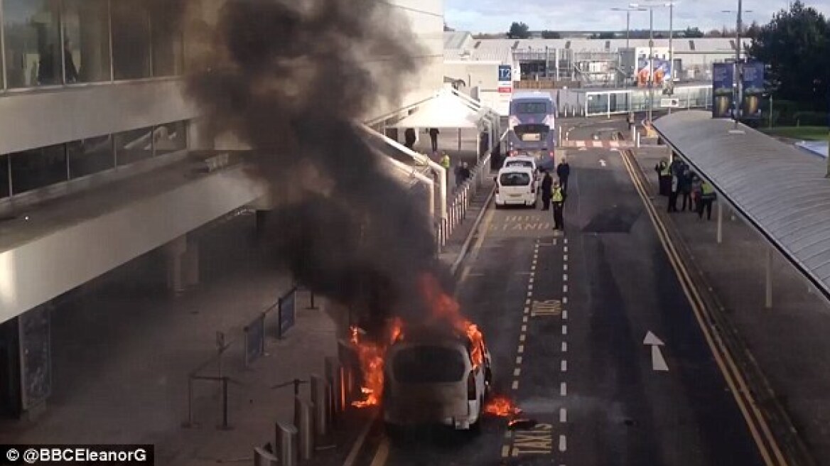 Βίντεο: Έκρηξη σε ταξί στο αεροδρόμιο της Γλασκώβης