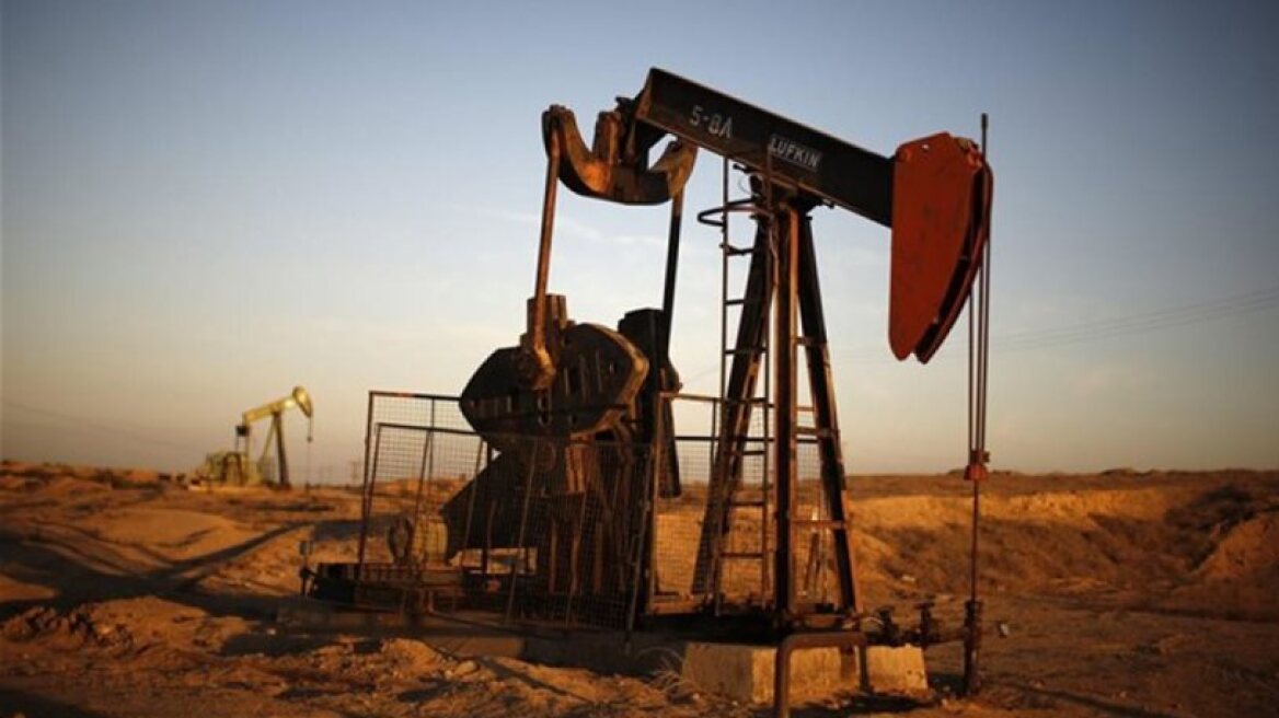 Russia and Saudi Arabia freeze oil production