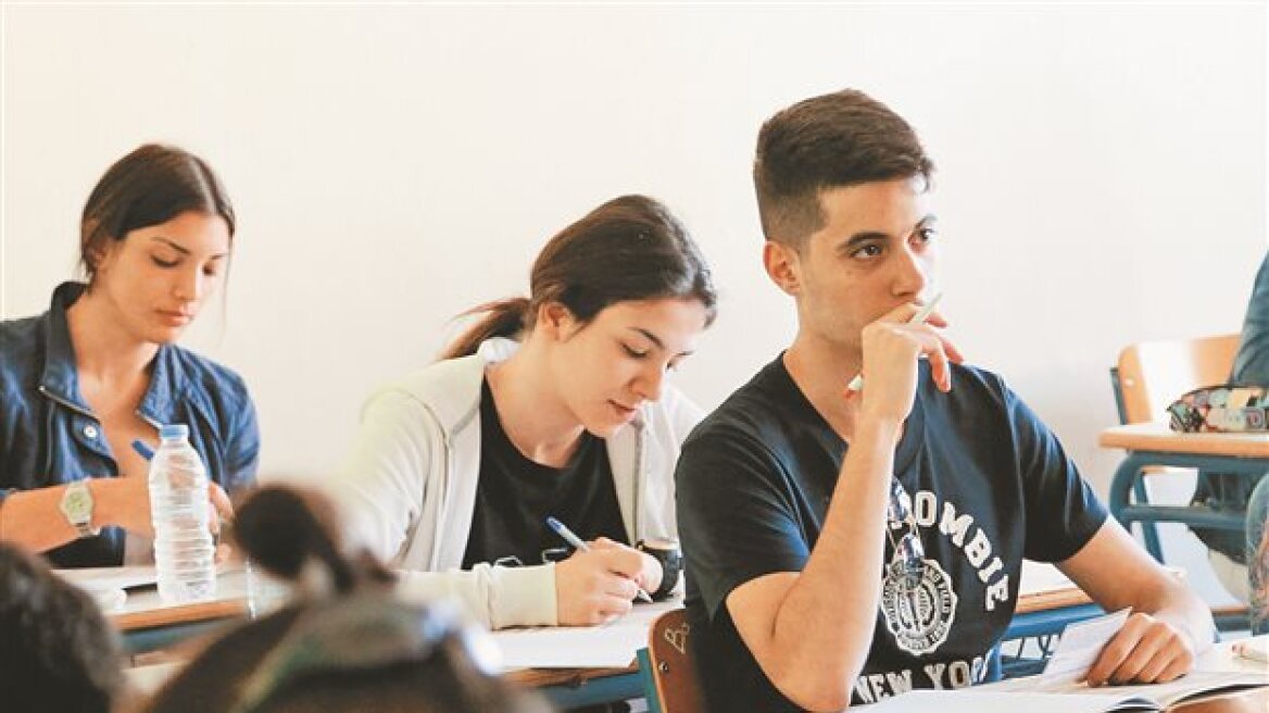 Τα πάνω- κάτω στις βάσεις φέρνουν οι αλλαγές στις Πανελλαδικές