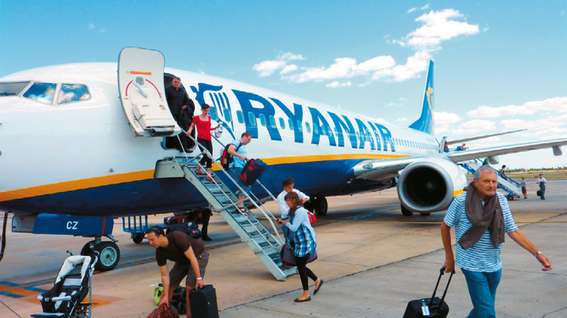 Γιατί απειλεί να φύγει και από ποια ελληνικά αεροδρόμια η Ryanair