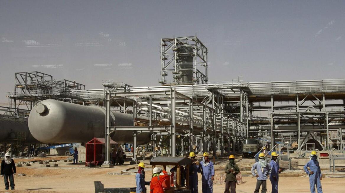 Δεν θα μειώσει την παραγωγή πετρελαίου η Σαουδική Αραβία