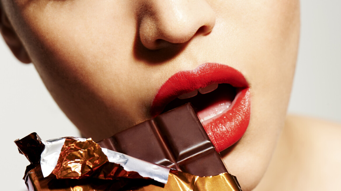 Η σοκολάτα μάς κάνει πιο έξυπνους, λένε οι επιστήμονες