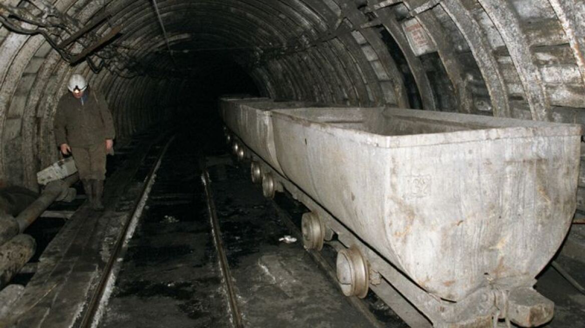 Ρωσία: Πάνω από 100 εργάτες εγκλωβισμένοι μετά από κατάρρευση ορυχείου