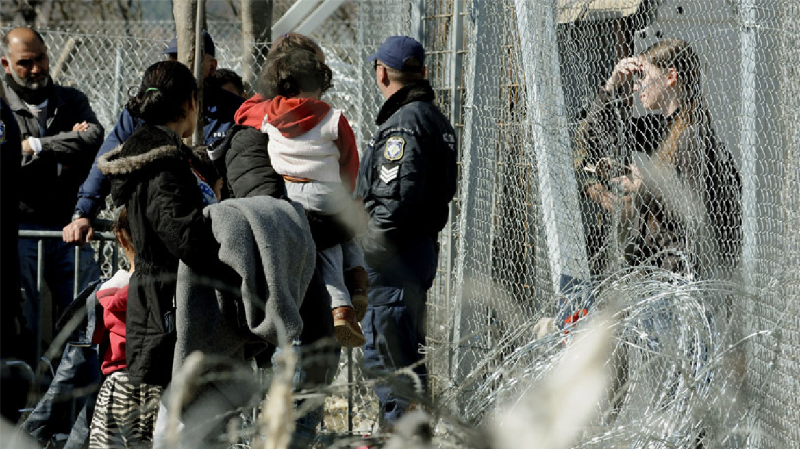 Εικόνες απελπισίας παντού - 6.000 μετανάστες στην Ειδομένη και οι Σκοπιανοί άνοιξαν τα σύνορα για... 300!
