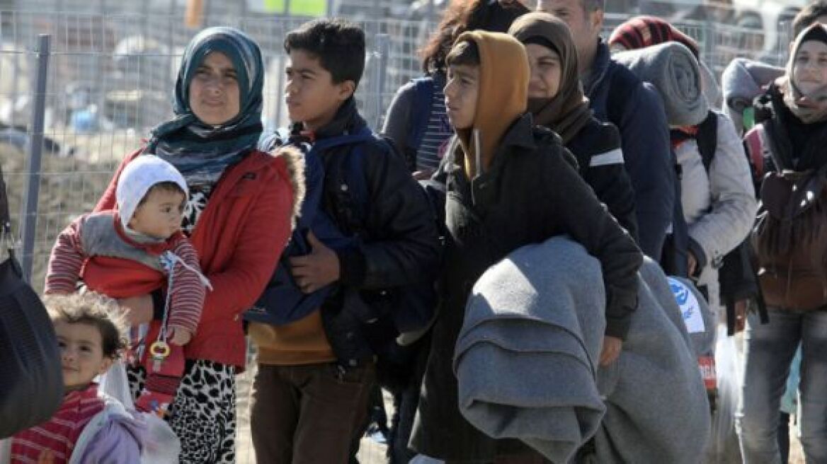 Η Ελλάδα επαναπροωθεί τους πρώτους παράτυπους μετανάστες στην Τουρκία