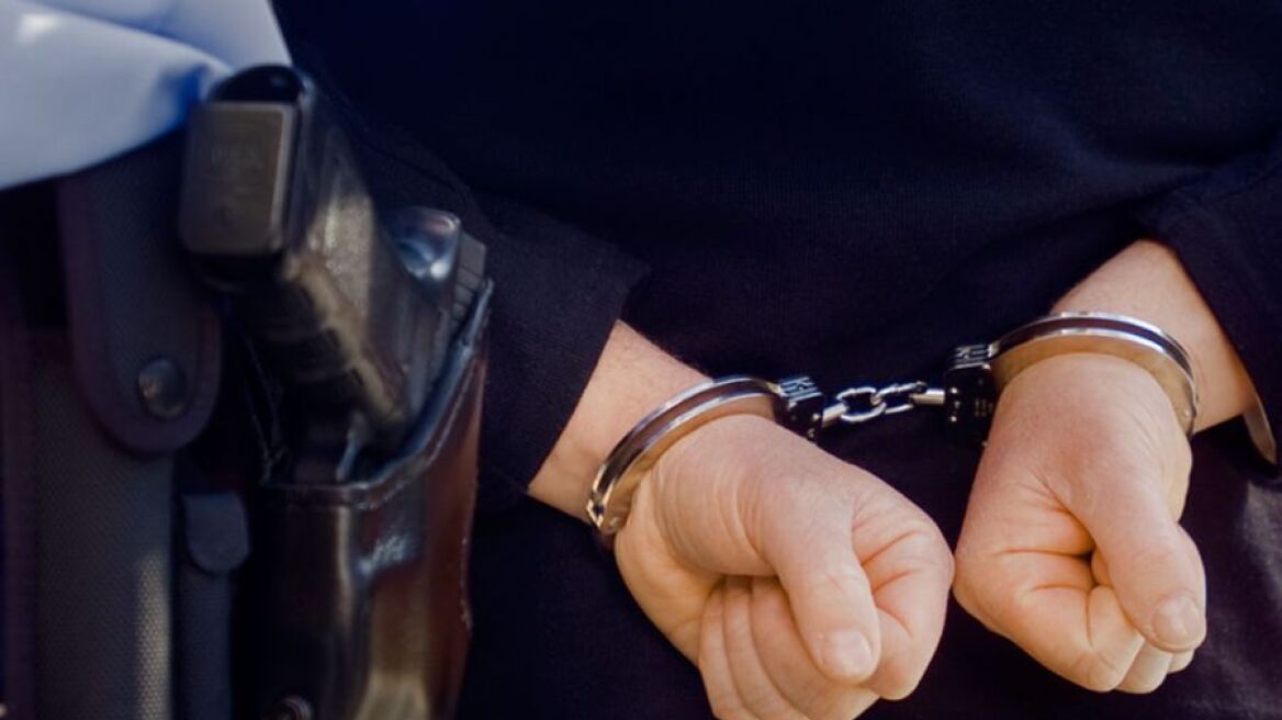 Πτολεμαΐδα: Συνελήφθη 47χρονος δημόσιος υπάλληλος για ασέλγεια σε 10 χρονο αγοράκι