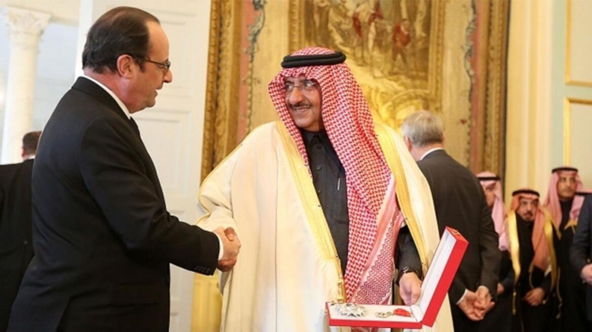 Κατακραυγή στο Twitter για τον Ολάντ που παρασημοφόρησε πρίγκιπα της Σαουδικής Αραβίας