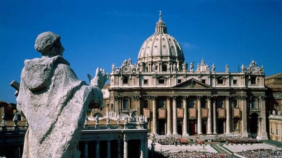Βατικανό: Το κόστος για να γίνει κανείς Άγιος φθάνει τα 500.000 ευρώ!