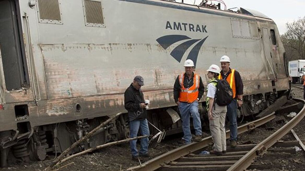 Εκτροχιάστηκε τρένο με 140 επιβαίνοντες στο Κάνσας 