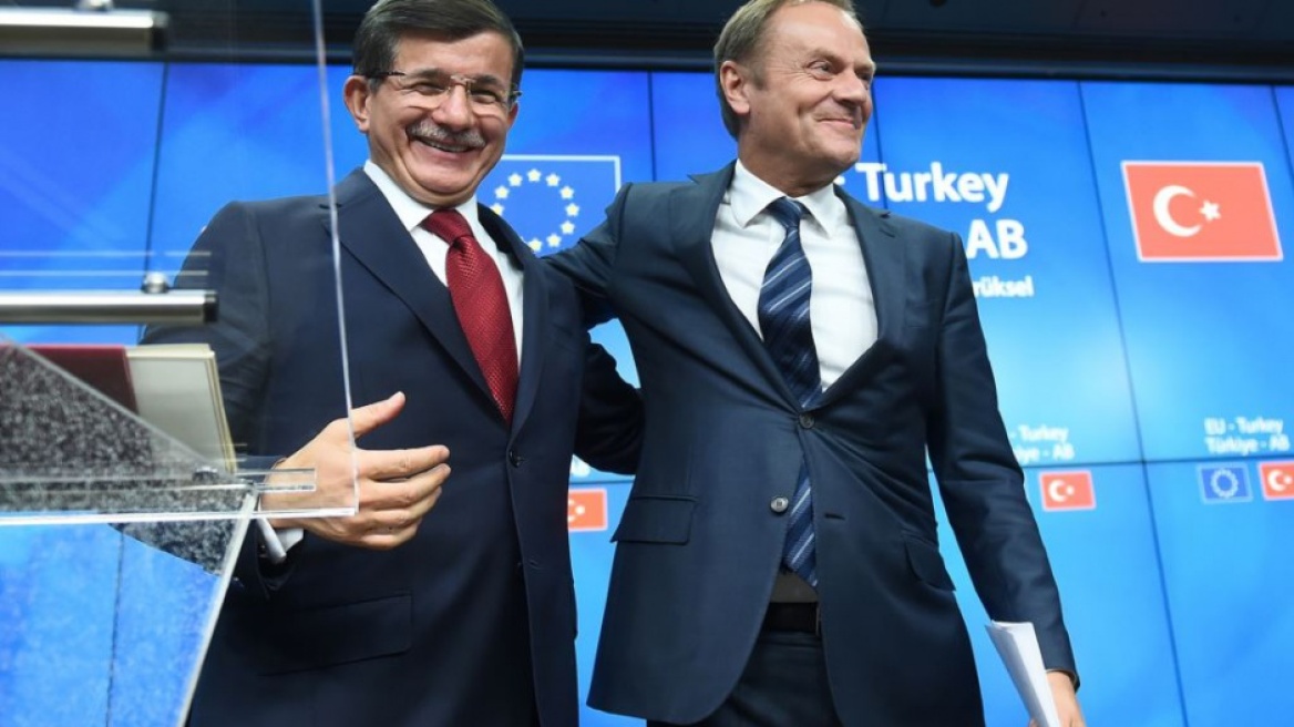 Τουσκ: Υπάρχουν δυσκολίες στην επίτευξη συμφωνίας με την Τουρκία για το προσφυγικό