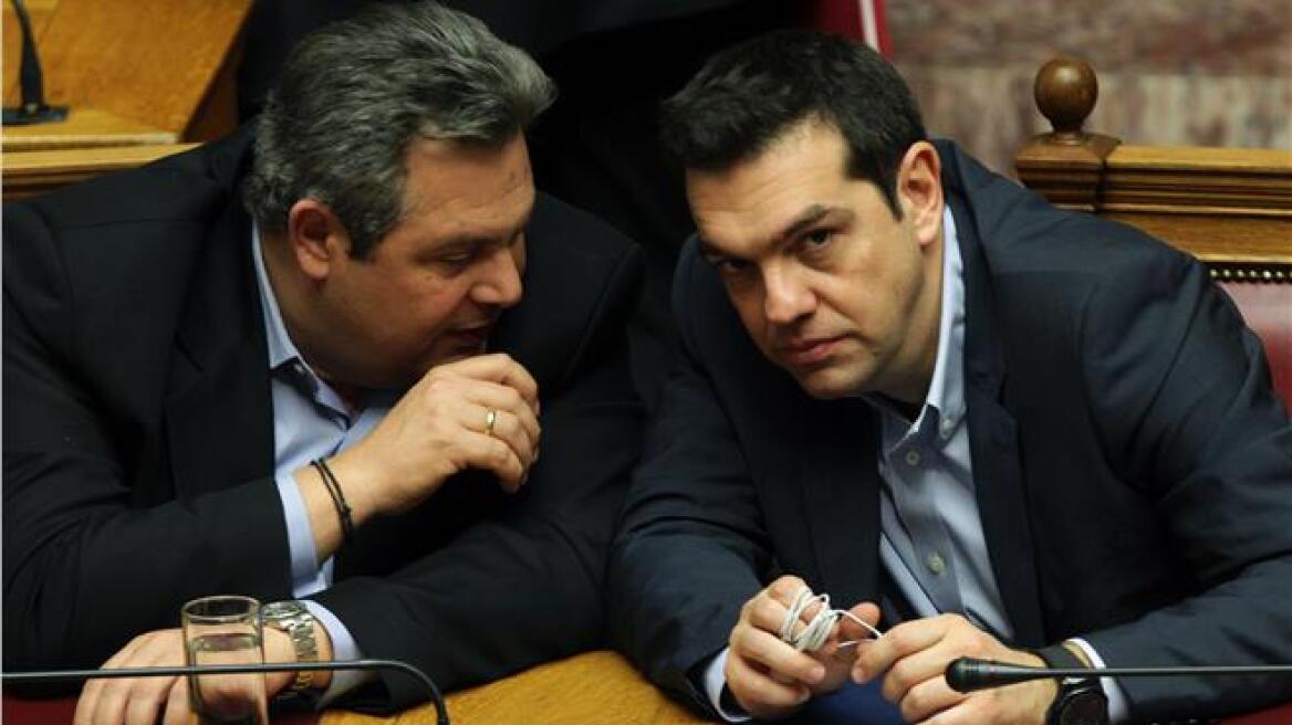 ΣΥΡΙΖΑ-ΑΝΕΛ: Χθες «σφάχτηκαν» και σήμερα μιλούν για «κλίμα εξαιρετικής συνεργασίας»