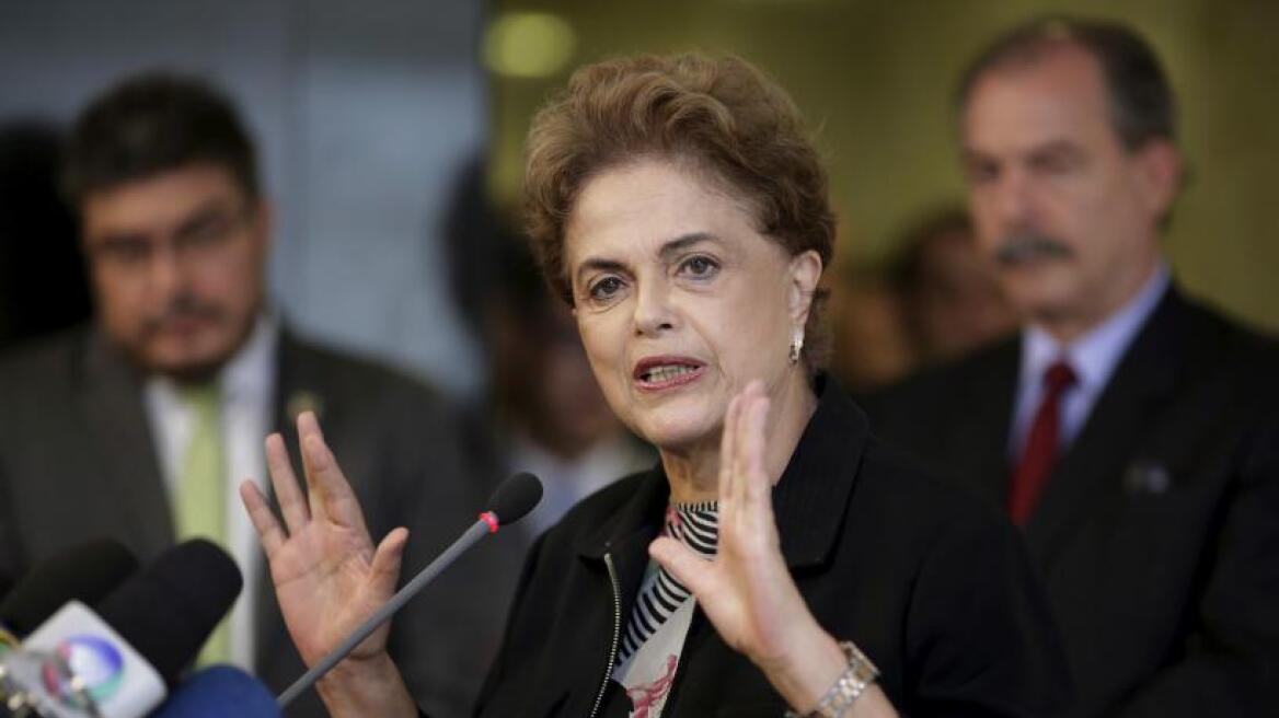Βραζιλία: Τα μέλη της Βουλής άρχισαν τη διαδικασία αποπομπής της Ρουσέφ