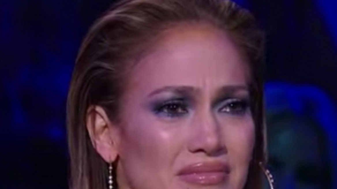 H Jennifer Lopez έβαλε τα κλάματα on air 
