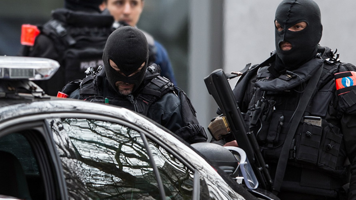Με ταξί πήγαν οι τρομοκράτες στο αεροδρόμιο των Βρυξελλών