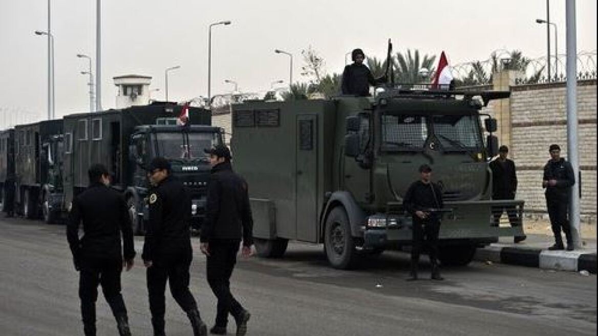 Αίγυπτος: Επιδρομή του στρατού - Οκτώ τζιχαντιστές νεκροί