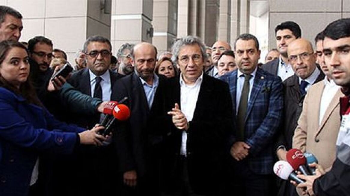 Παρουσία Ερντογάν και κεκλεισμένων των θυρών η δίκη των δημοσιογράφων που κατηγορούνται για κατασκοπία