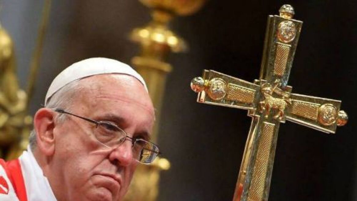 Πάπας: «Ακόρεστο κοιμητήριο» η Μεσόγειος και το Αιγαίο