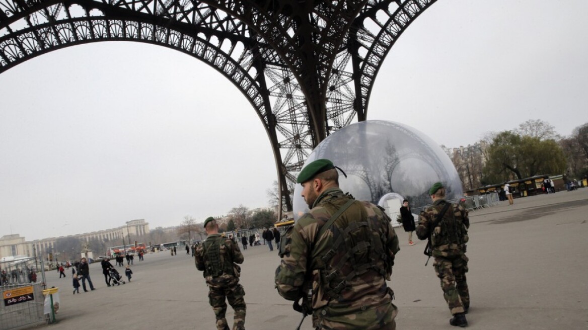Συναγερμός στη Γαλλία: Τρομοκρατική ομάδα ετοίμαζε νέο «Παρίσι»