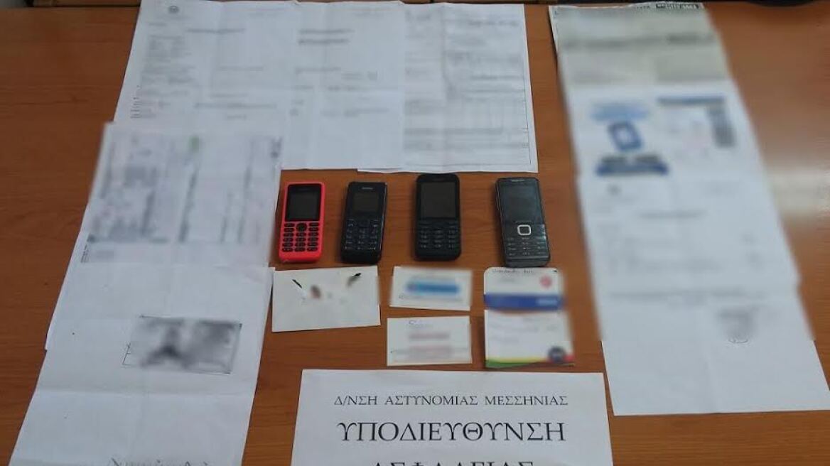 Αγόραζαν κινητά με σύνδεση σε όλη την Ελλάδα με πλαστά χαρτιά