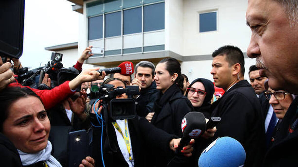 Γιατί μία Αζέρα δημοσιογράφος έκλαψε μπροστά στον Ερντογάν
