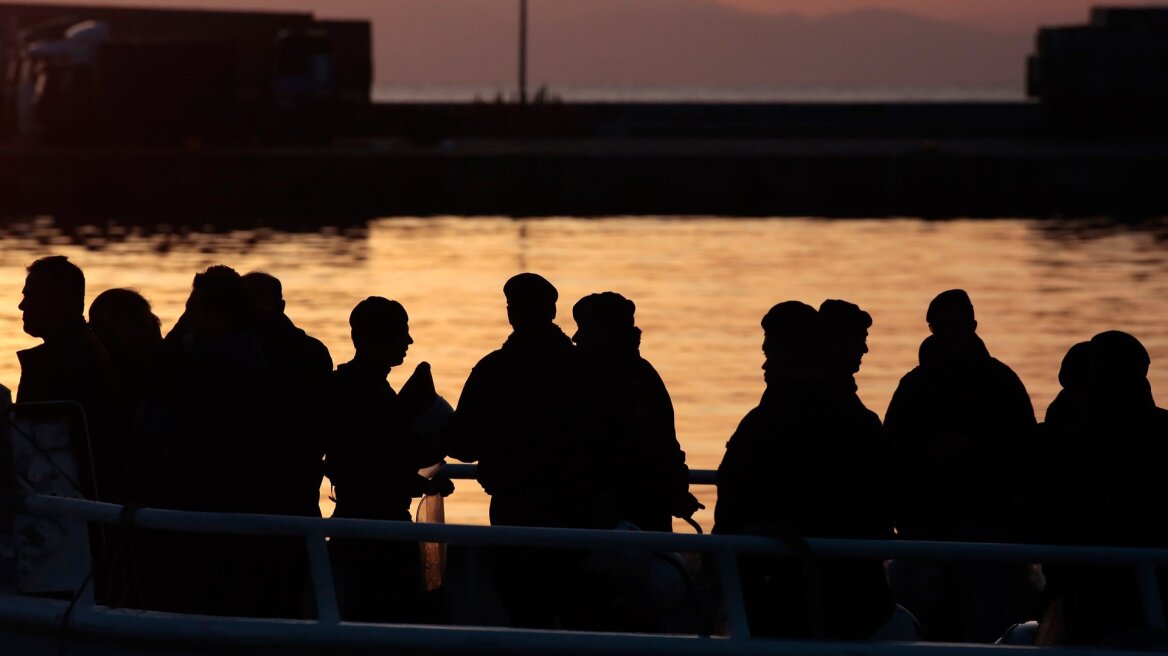 Frontex: Τρομοκράτες κρύβονται ανάμεσα στους πρόσφυγες που ζητούν άσυλο