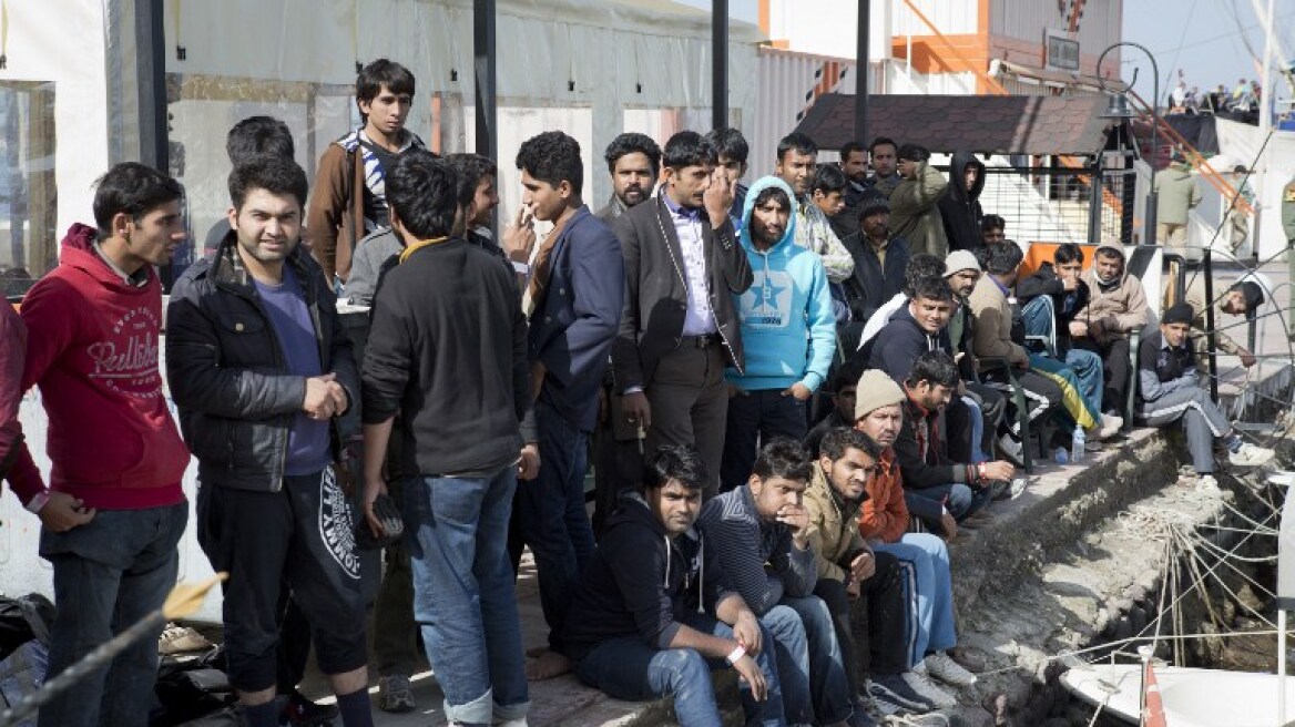Μετανάστες ανακαλούν τις αιτήσεις ασύλου και επαναπροωθούνται στην Τουρκία